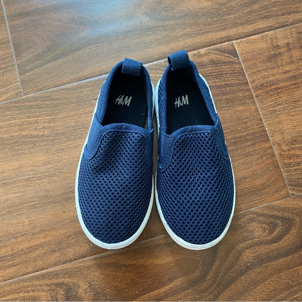 HM Toddler Boys’ Slip-On Sneakers - US 7.5